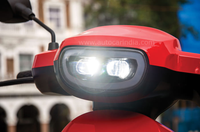 Ather 450X vs Ola S1 Pro vs TVS iQube S vs Bajaj Chetak EV scooter comparison